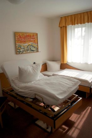 Adaptable bed – wheelchair accessible Hotel of Integration Berlin Karlshorst
